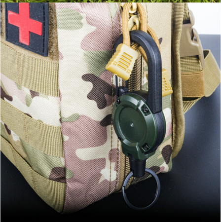 Brelok EDC z retraktorem Czarny OUTLANDRA