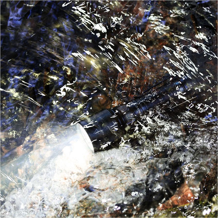 Latarka LED Fenix C7