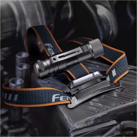 Latarka czołowa Fenix HM71R 2700 lm z akumulatorem